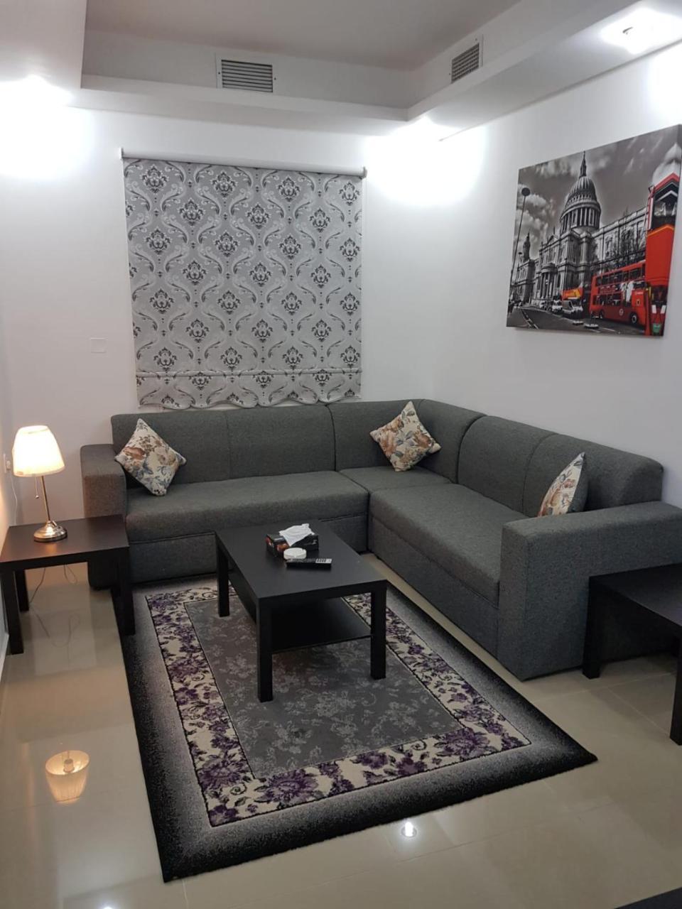 Heidelberg Apartment Kuwait City Esterno foto