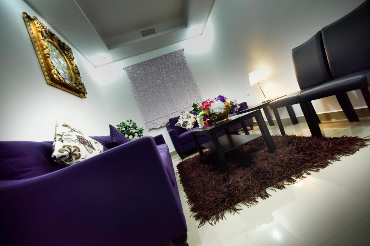 Heidelberg Apartment Kuwait City Esterno foto