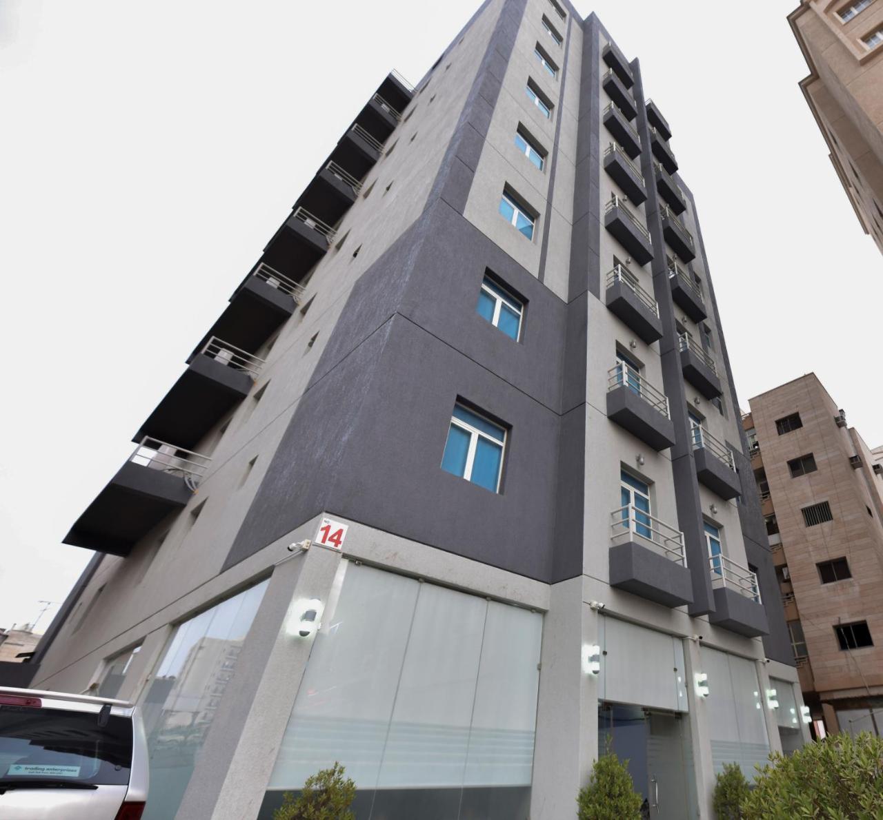 Heidelberg Apartment Kuwait City Esterno foto