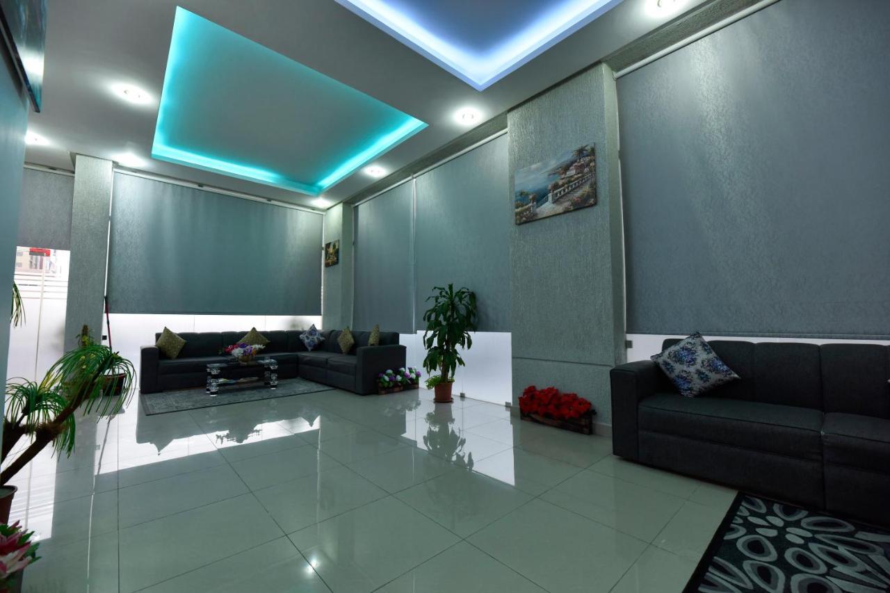 Heidelberg Apartment Kuwait City Esterno foto